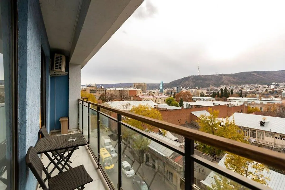 Luminous Studio With Balcony In Tbilisi - By Wehost